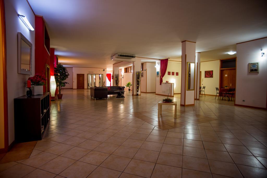 Hotel Residence Lupiae Lecce Exterior photo