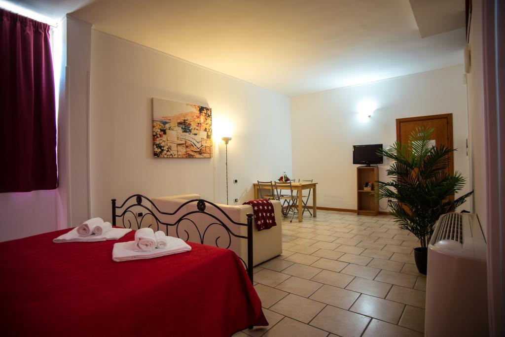 Hotel Residence Lupiae Lecce Exterior photo